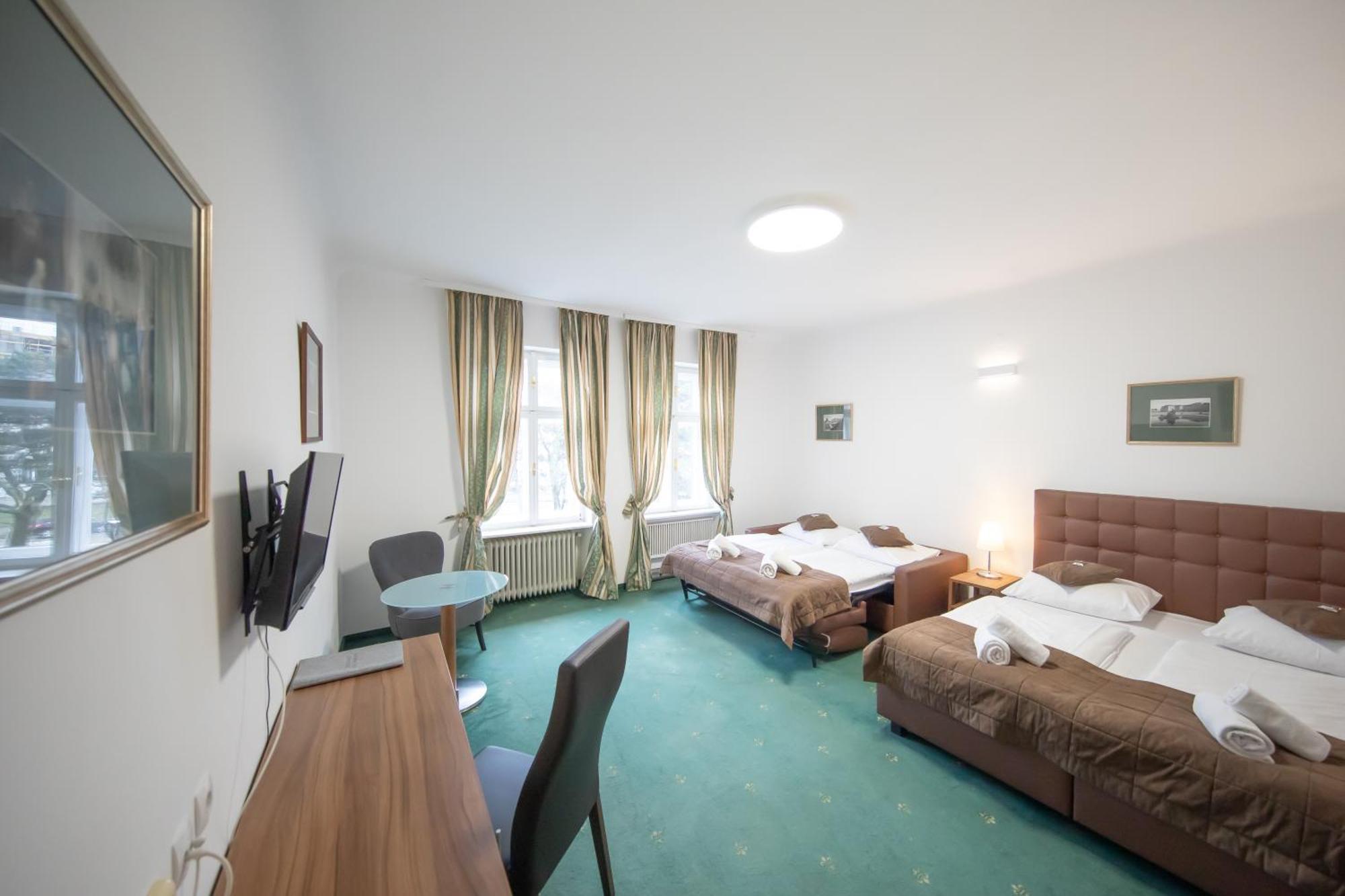 Hotel Bergwirt Vienna